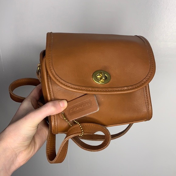 Vintage Handbags - Vintage Coach Small Square Crossbody